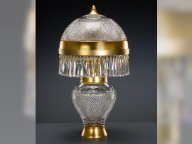 Luxuriöse dekorative Kristall-Lampe matt gold