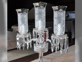 Baccarat Kristall-Tischlampe mit drei Vasen - detail